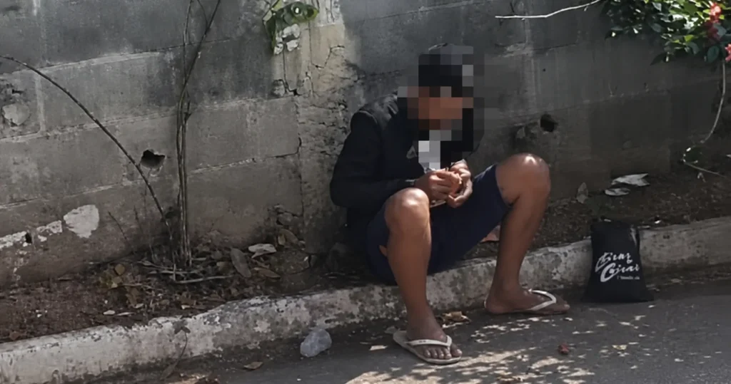 Moradores relatam insegurança e denunciam consumo de drogas em rua de Araçatiba