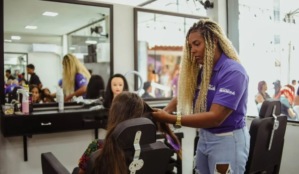 Casa da Juventude de Inoã abre oficinas gratuitas de estética e beleza