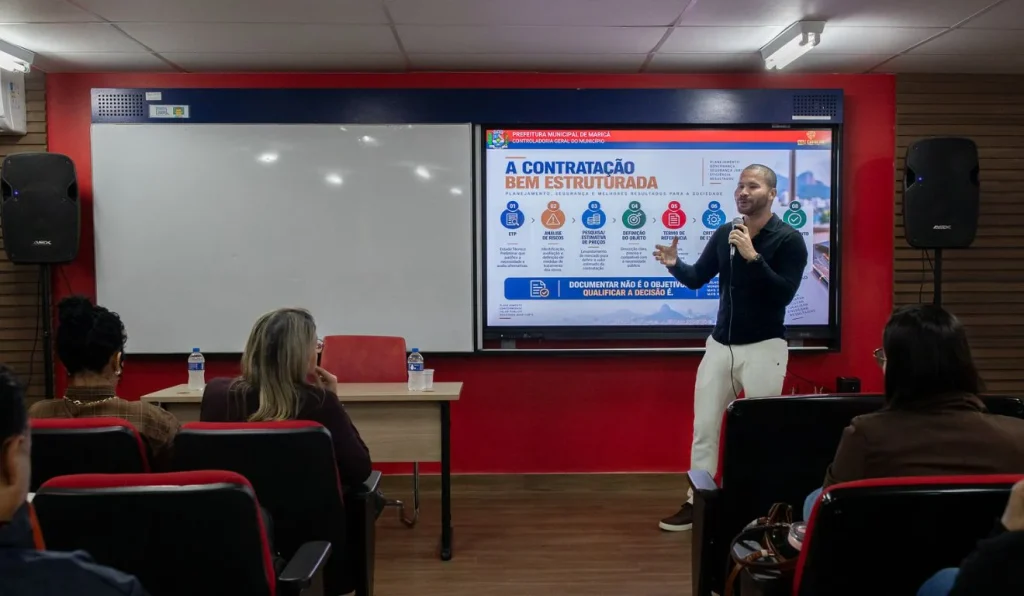 Maricá capacita servidores sobre deveres funcionais e responsabilização no serviço público