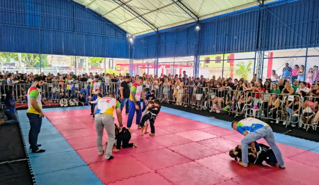 Festival de Jiu-Jitsu do Programa Viver Bem reúne atletas em Maricá